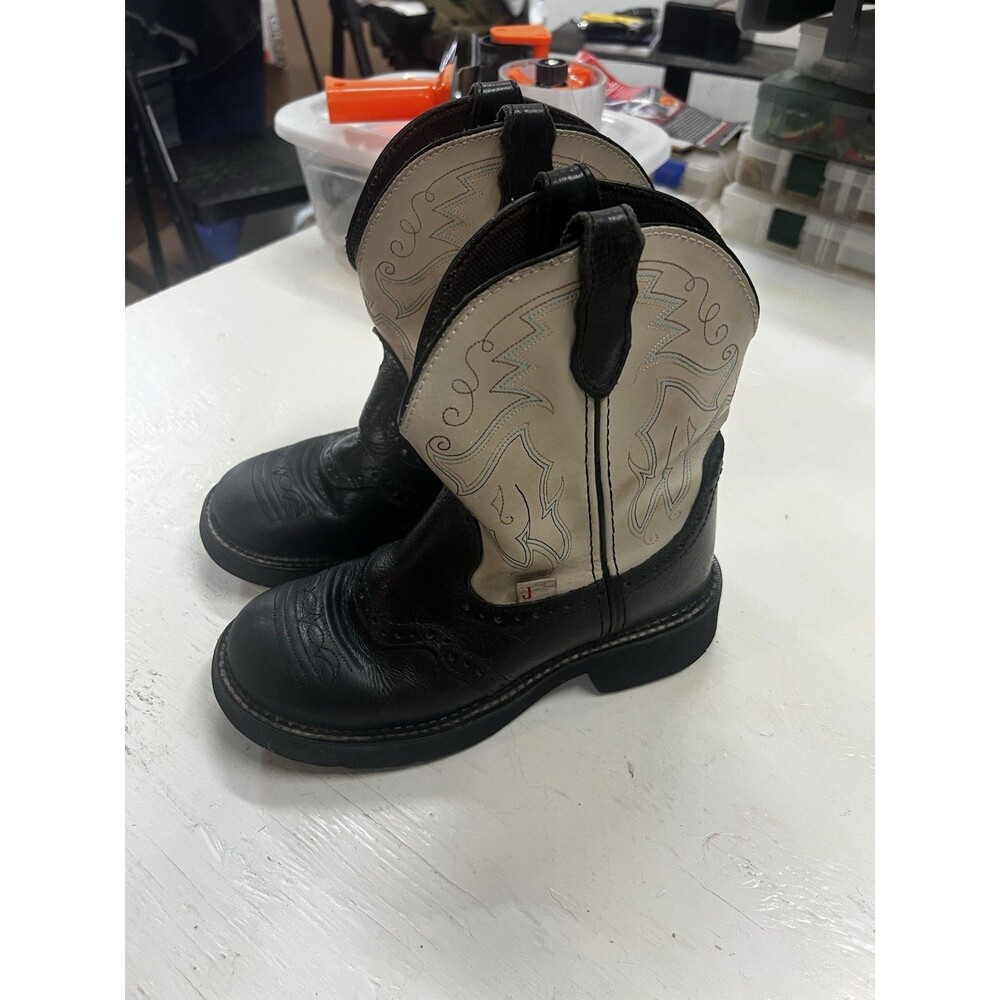 JUSTIN GYPSY boots, 6B,  black & creme, riding sole